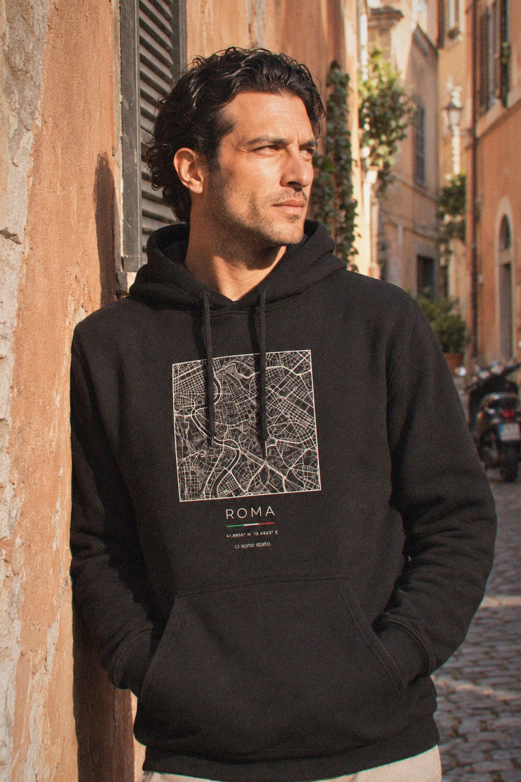Rome map hoodie close-up on the chest print, Rome
